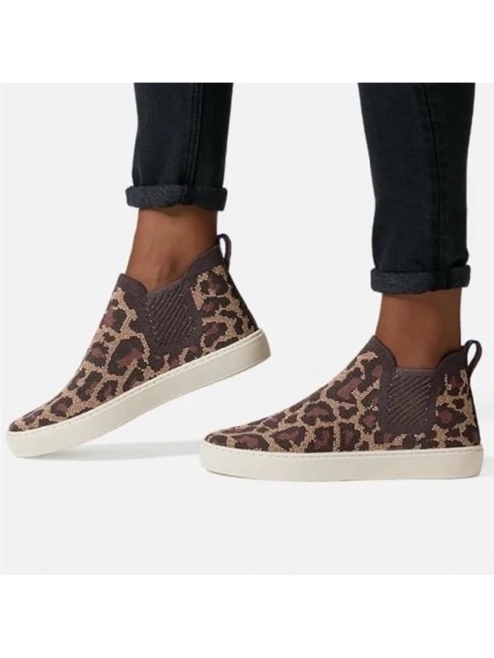 Rothys Chelsea High Top in Wildcat Animal Print Knit Pull on Shoes Women’s 9.5
